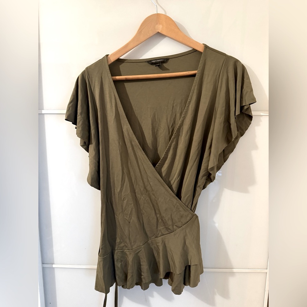 Banana Republic Top Tied Wrap Around Cardigan Size S.